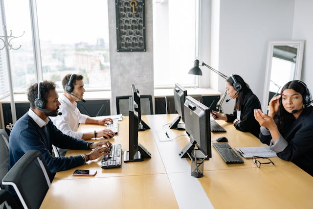 Financial Data Analysis in Modern Accounting 