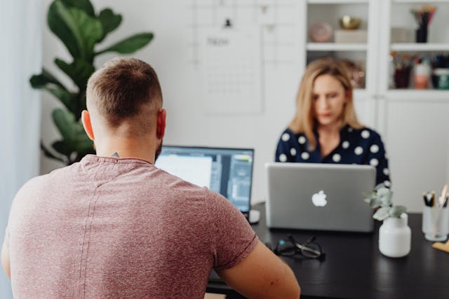 Revenue Recognition under Long-Term Contracts 